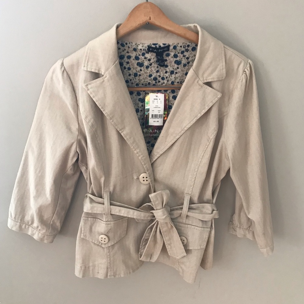 🌸NWT! Khaki jacket